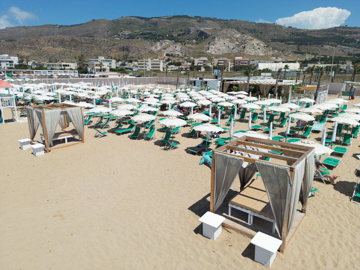 Beach Bar